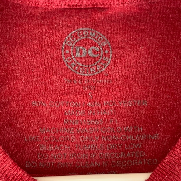 DC Comics The Flash Men’s Small Tee Shirt - Picture 2 of 5